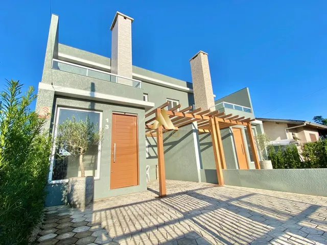 Imagem 1: Sobrado Duplex com Piscina na Praia do Barco / Capão da Canoa