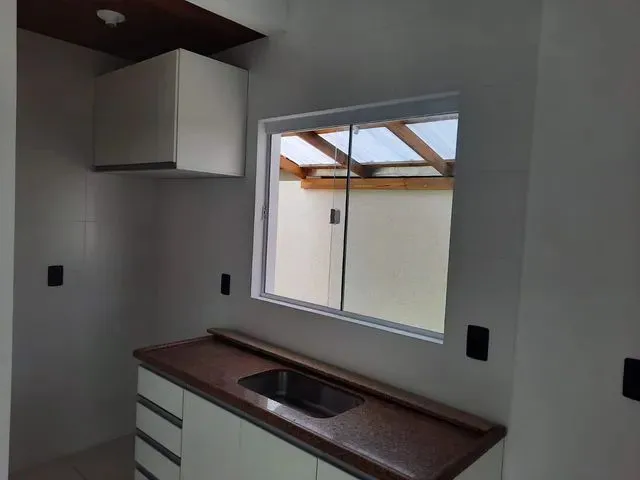 Imagem 11: Casa para Aluguel Anual com 3 Dormitórios, Sendo Uma Suíte no Campeche-Florianópolis/Sc