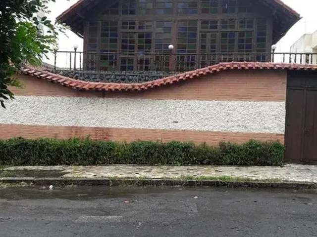 Imagem: Casa 5 Quartos, Bairro Calafate
