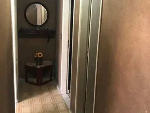 Imagem 2: Quarto Individual em Apartamento