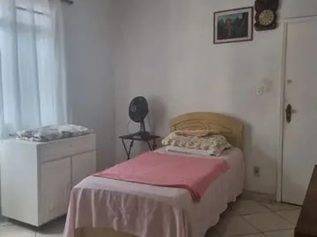 Imagem: Aluga-Se para Senhor/Senhora Sozinha - Aparecida