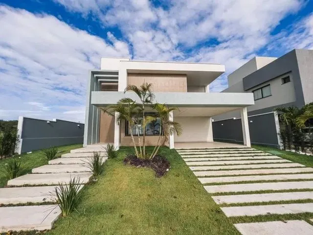 Imagem: A casa possui 4 Dormitórios, 4 Suítes, 5 Banheiros, 4