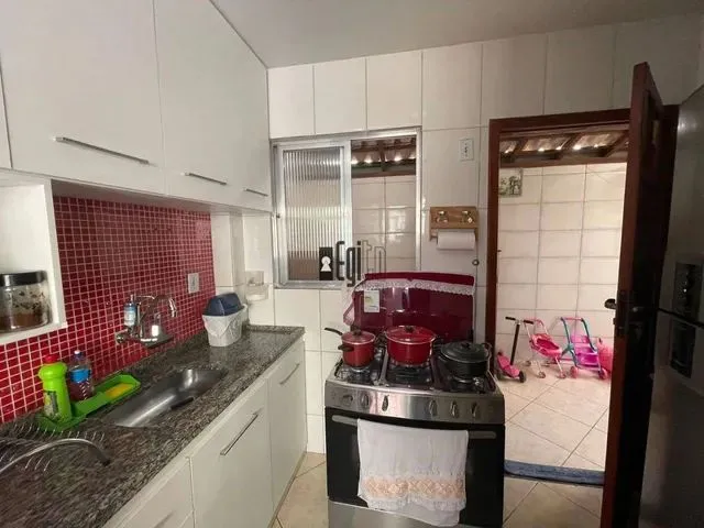 Imagem 3: Linda Casa Duplex com 2 Quartos e Varanda Gourmet com Churrasqueira !!