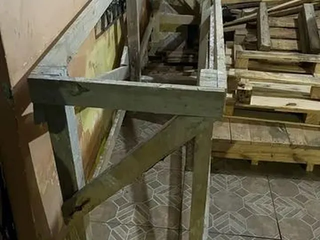 Imagem 3: Balcão de Madeira