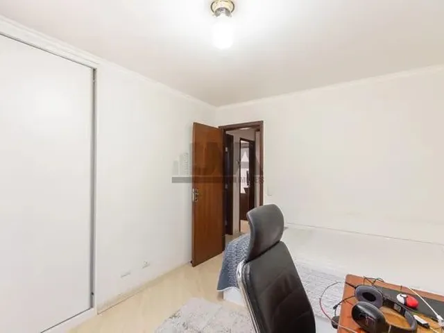 Imagem 13: Sobrado para Venda em Curitiba, Capão da Imbuia, 3 Dormitórios, 1 Suíte, 2 Banheiros