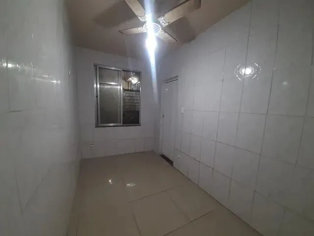 Imagem 12: Casa com 2 Quartos e Terraço na Rua Dona Clara. Pertinho da Praça do Patriarca