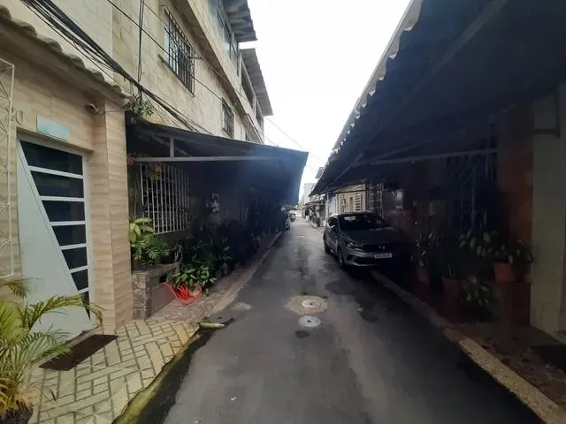 Imagem 5: Casa com 2 Quartos e Terraço na Rua Dona Clara. Pertinho da Praça do Patriarca