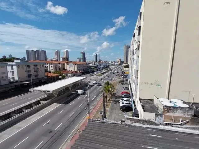 Imagem 1: Apartamento para Venda com 100 Metros Quadrados com 3 Quartos em Fátima - Fortaleza