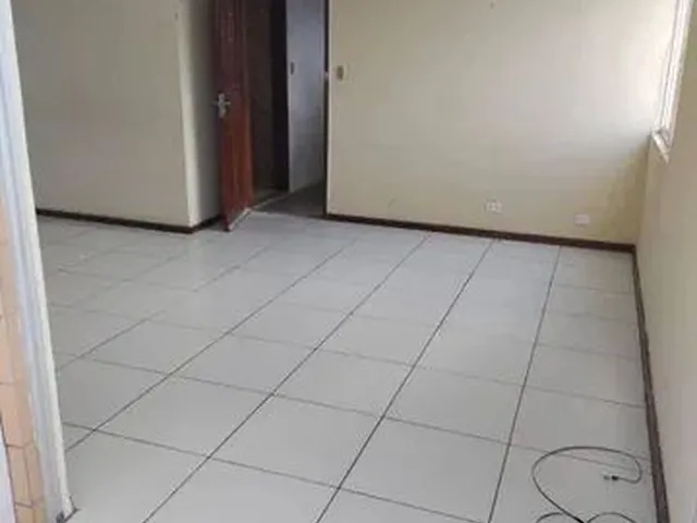 Imagem 9: Apartamento com 2 Dormitórios À Venda, 76 M² por R$ 130.000,00 - Casa Caiada