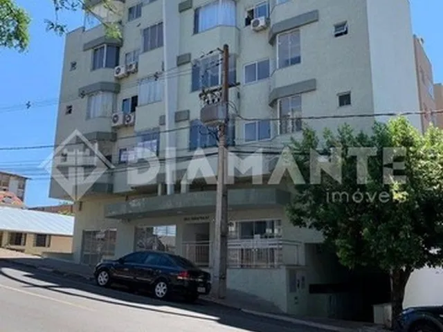 Imagem: Apartamento no Centro com Elevador e 02