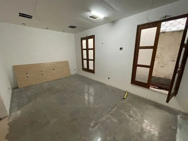 Imagem 14: Casa Comercial - 689,71 M² - Adrianópolis