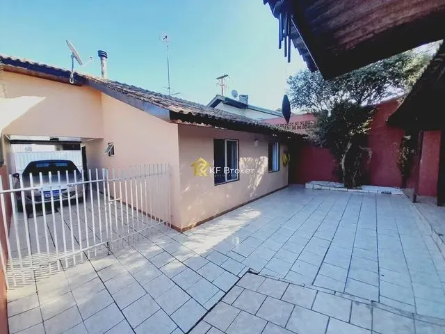 Imagem: Casa em Condominío Fechado no Atuba em