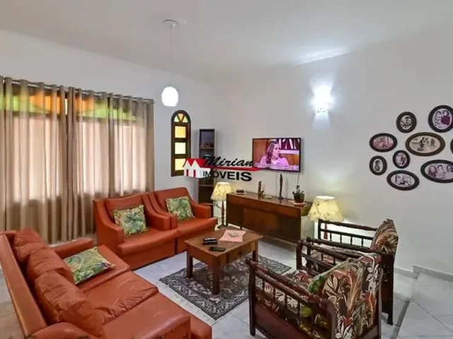 Imagem 10: Casa Próximo a Praia em Bairro Nobre