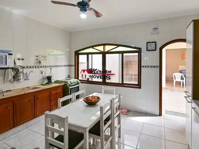 Imagem 11: Casa Próximo a Praia em Bairro Nobre