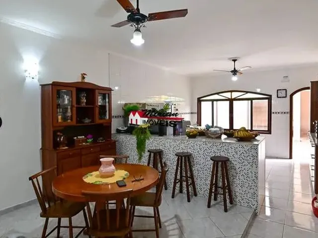 Imagem 8: Casa Próximo a Praia em Bairro Nobre