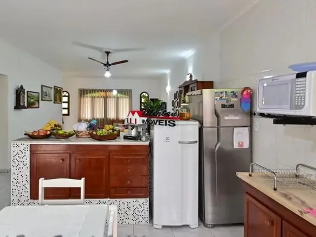 Imagem 4: Casa Próximo a Praia em Bairro Nobre