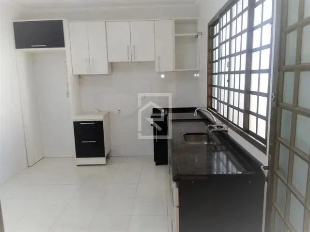 Imagem 2: Venda Casa com 3 dormitórios