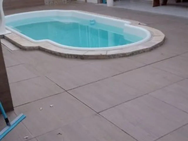 Imagem 8: Casa Duplex com Piscina na Aruana