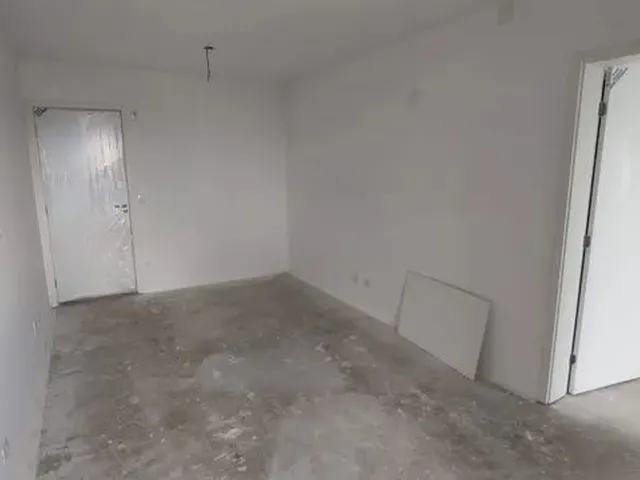 Imagem 2: Studio para Venda Tem 34 Metros Quadrados com 1 Quarto em Centro Cívico - Curitiba - Pr