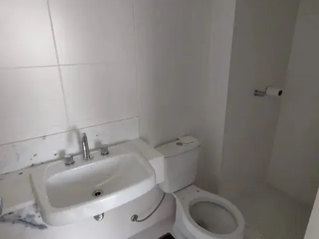 Imagem 3: Studio para Venda Tem 34 Metros Quadrados com 1 Quarto em Centro Cívico - Curitiba - Pr