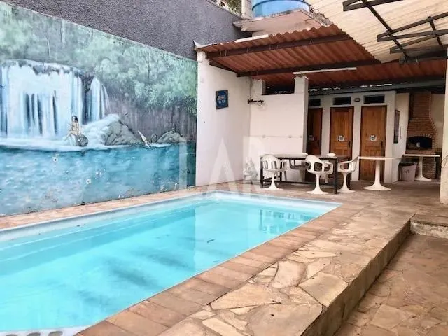 Imagem: Casa À Venda, 23 Quartos, 9 Suítes, 4