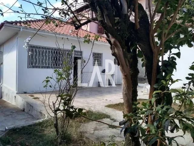 Imagem 3: Casa À Venda, 3 Quartos, 1 Suíte, 2 Vagas, Santo Antônio - Belo Horizonte/Mg