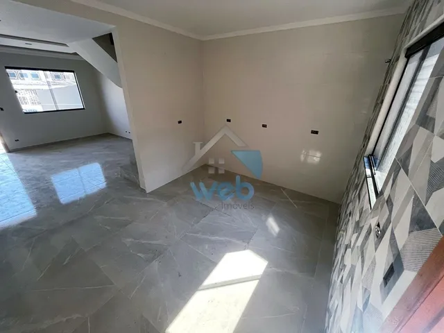 Imagem 10: Sobrado À Venda na Região do Vitória Régia, no Bairro Cic, com Dois Quartos, Sala