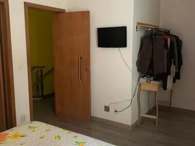 Imagem 1: Casa com 3 Dormitórios para Alugar em Contagem
