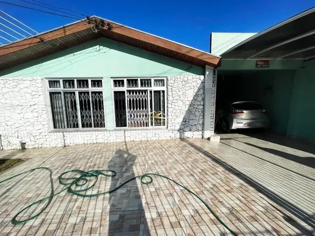 Imagem: Curitiba - Casa Padrão - Guabirotuba