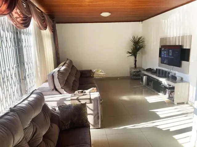 Imagem 6: Curitiba - Casa Padrão - Guabirotuba