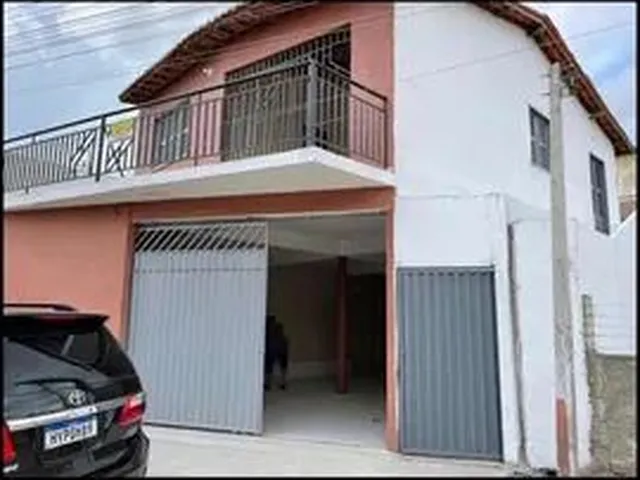 Imagem: O quarto possui 2 Dormitórios, 2 Banheiros e está
