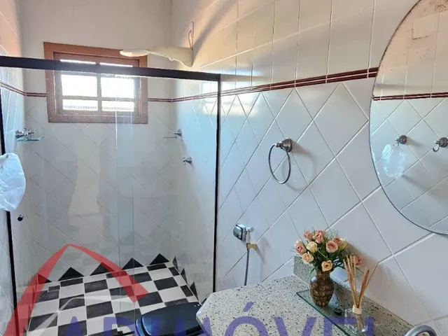 Imagem 9: Casa Duplex em Jacaraipe! Com 6 Quartos, 1 Suíte, 4 Vagas, 223m².!