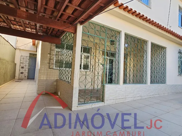 Imagem 3: Casa Duplex em Eurico Salles com 7 Quartos,3 2 Suítes, 3 Vagas, 221m²!