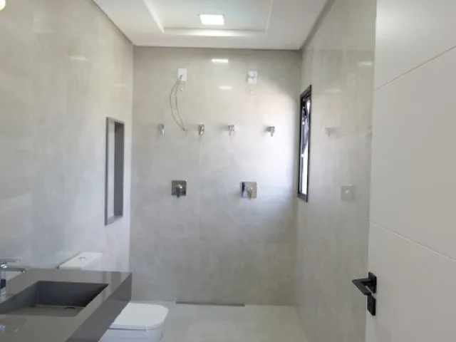 Imagem 12: Casa no Alphaville Jacuhy! Com 4 Quartos, 3 Suítes, 4 Vagas, 341,52m²