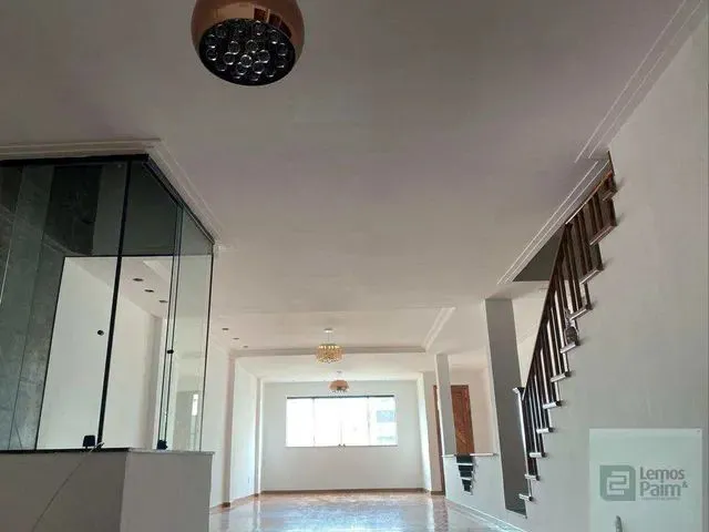 Imagem: Alugo Apartamento de 4 Quartos no Centro