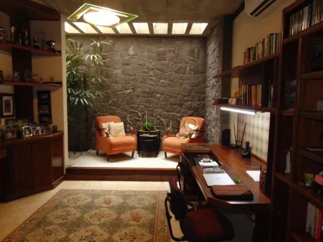 Imagem: Casa Comercial e Residencial À Venda no