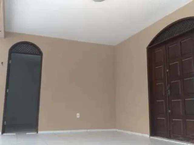 Imagem 5: Casa Grande com 4 Quartos e + 1 Casa Pequena