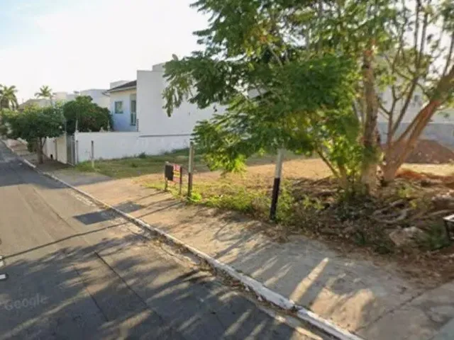 Imagem 4: Terreno Comercial/Residencial à venda, plano e na parte alta no Santa Rosa