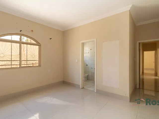 Imagem 4: Casa para venda, 4 quartos, sendo 2 suítes, Sugestão para Clinica e Residencial Bairro