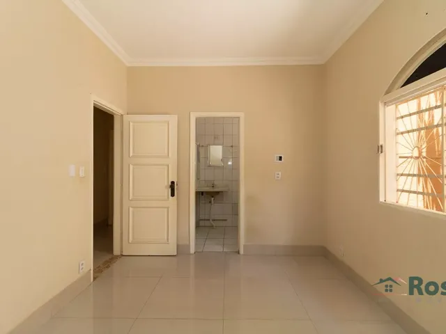 Imagem 6: Casa para venda, 4 quartos, sendo 2 suítes, Sugestão para Clinica e Residencial Bairro