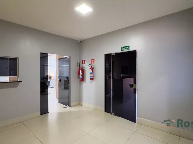 Imagem 12: Amplo Prédio Comercial com 5 Galpões, Sala de Reuniões, Refeitório e estacioamento