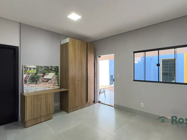 Imagem 4: Amplo Prédio Comercial com 5 Galpões, Sala de Reuniões, Refeitório e estacioamento