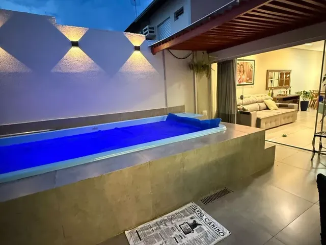 Imagem 1: Sobrado em condomínio para venda, Despraiado, Cuiabá