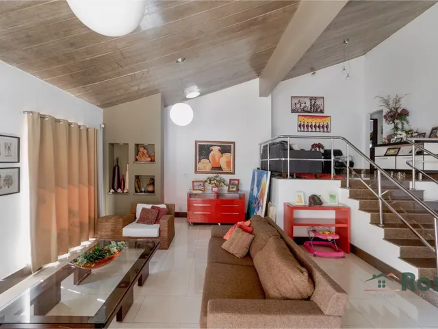 Imagem 4: Baixou valor de R$2.850.000 por R$2.300.000,00