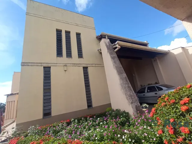 Imagem 3: Sobrado para venda, 5 quartos sendo 4 suítes, Jardim Santa Marta, Cuiabá