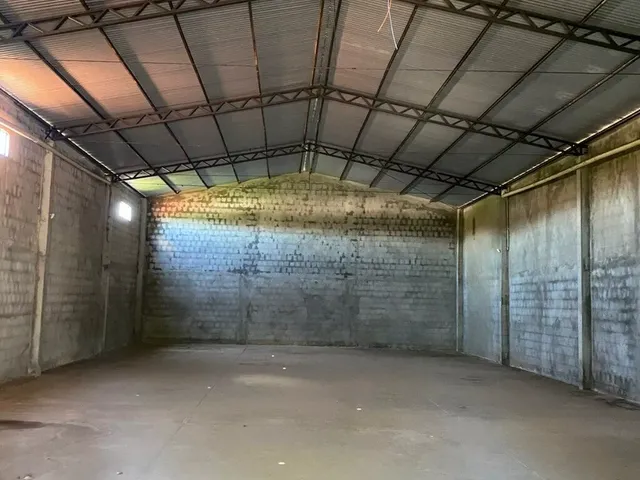 Imagem: Excelente Barracão para Depósito, no Despraiado