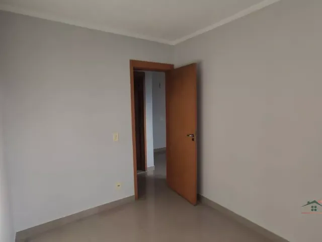 Imagem 4: Apartamento Para Venda Chácara dos Pinheiros, com 2 Quartos Sendo Uma Suíte