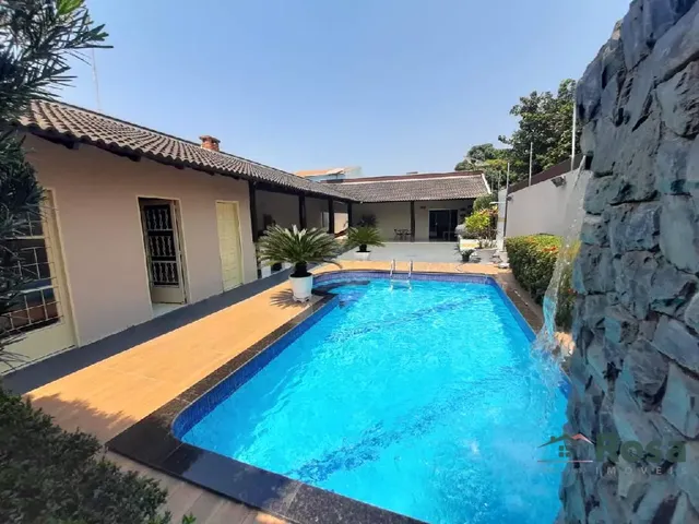 Imagem: Casa Térrea á Venda com 3 Quarto(s) sendo