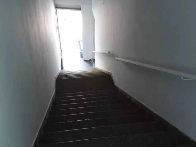 Imagem 4: Prédio na Avenida Prainha, Centro