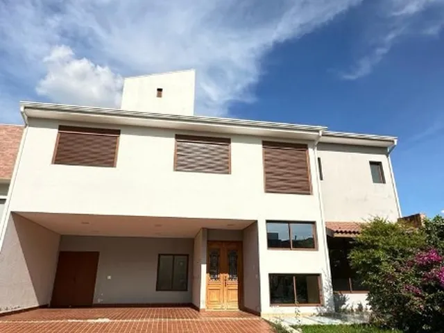 Imagem: Sobrado À Venda no Jardim Residencial Maria